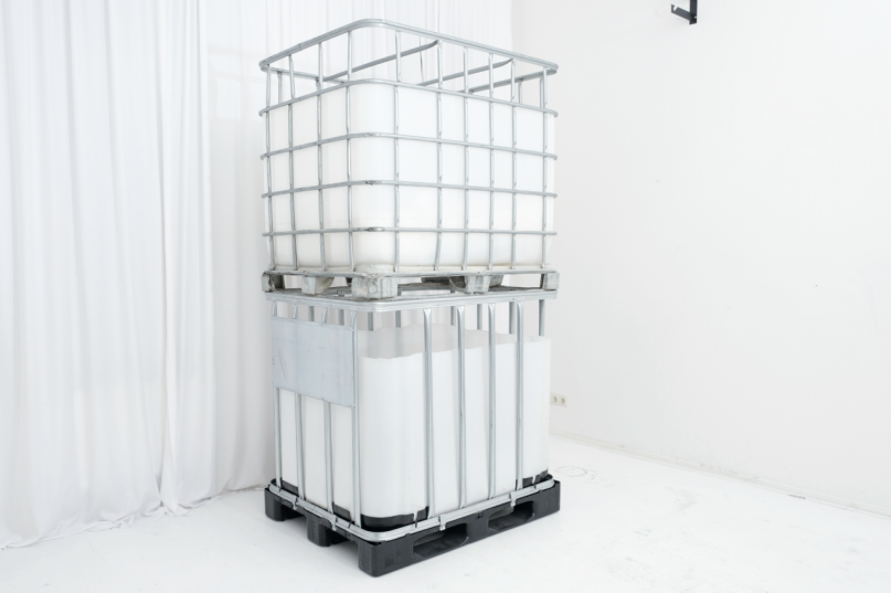 plush74 minimalist white studio berlin 5