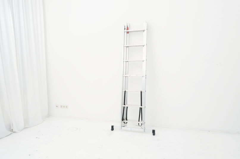 plush74 minimalist white studio berlin 8