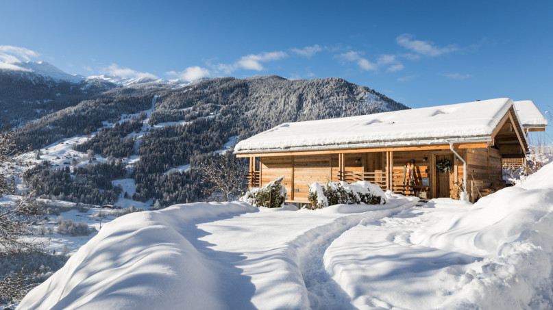 plush74 modern chalet in the swiss alps 32