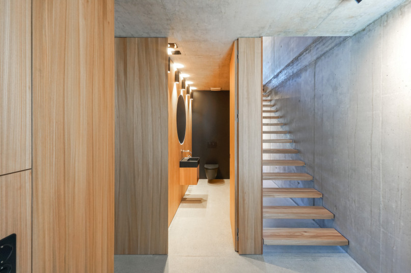 plush74 modern hillside townhouse mels 20