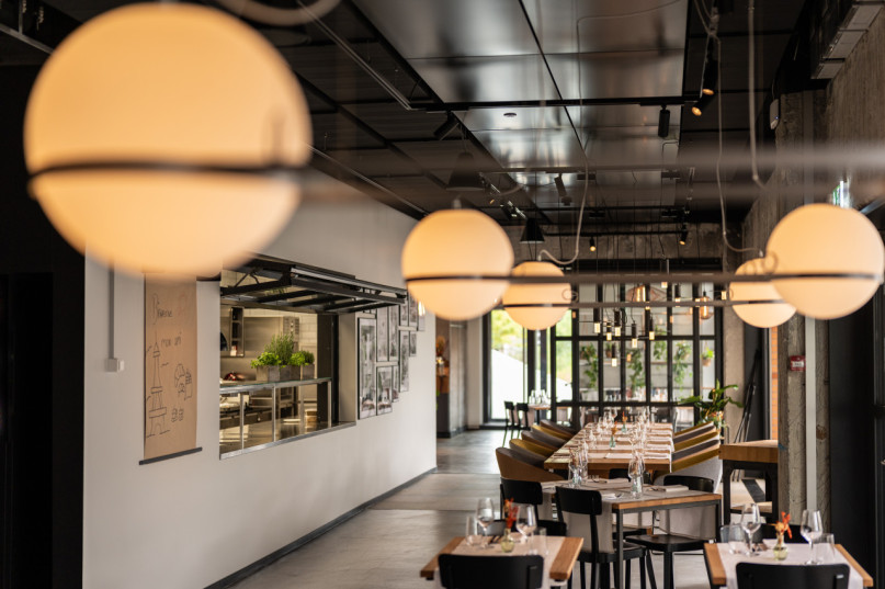 plush74 modern industrial event location 4