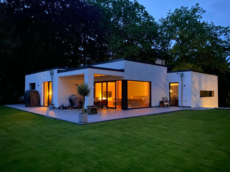 plush74 modern single story house 1