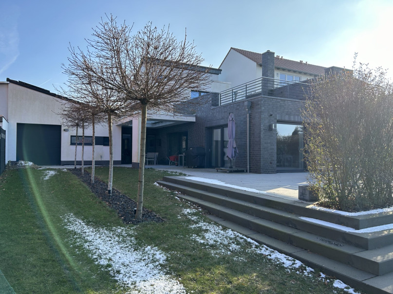 plush74 modern two story house wolfsburg 8