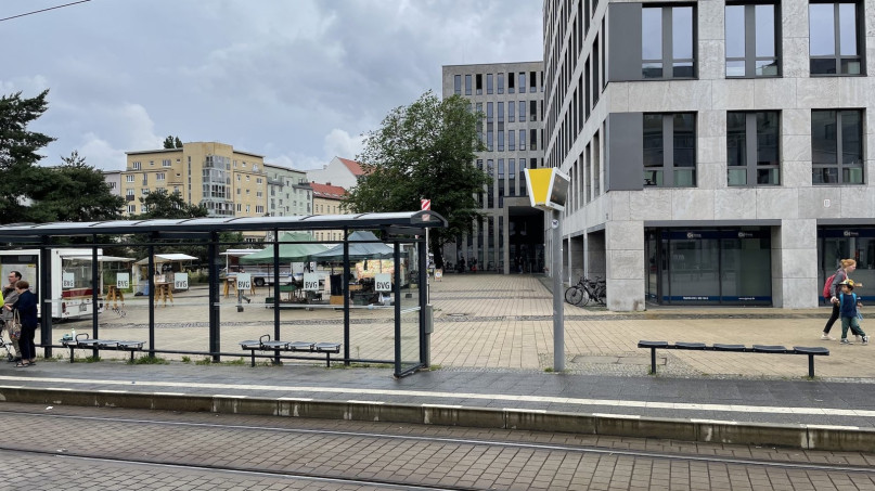 plush74 modern urban plaza with tram stop 20