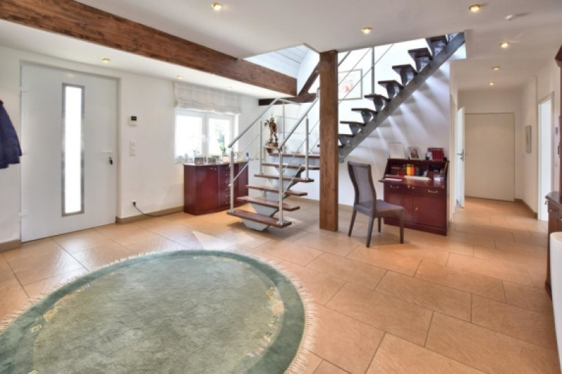 plush74 modern villa with pond 13