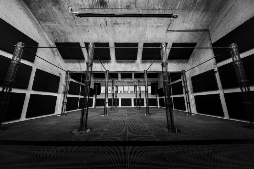 plush74 monochrome bar studio 4