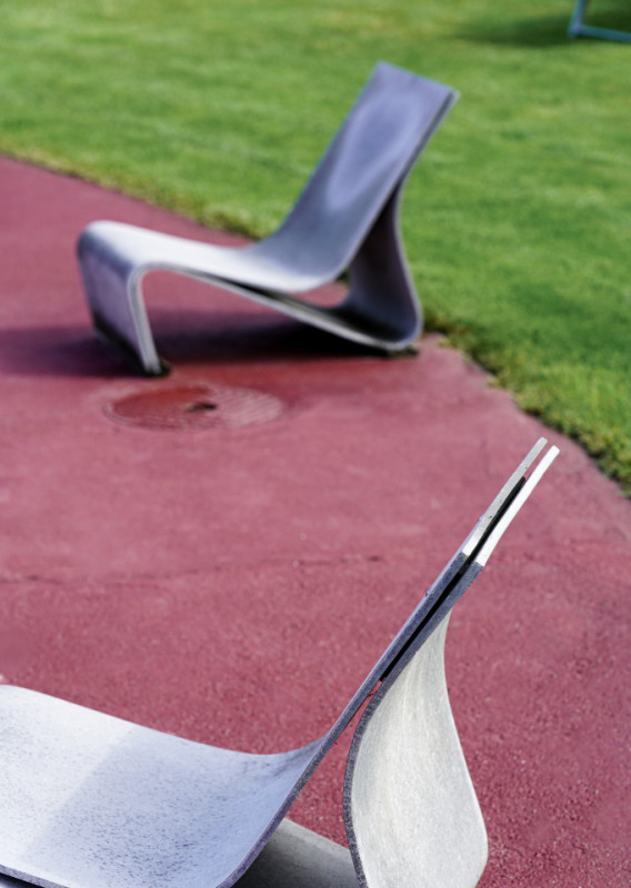 plush74 oasi piscina all'aperto zurigo 2