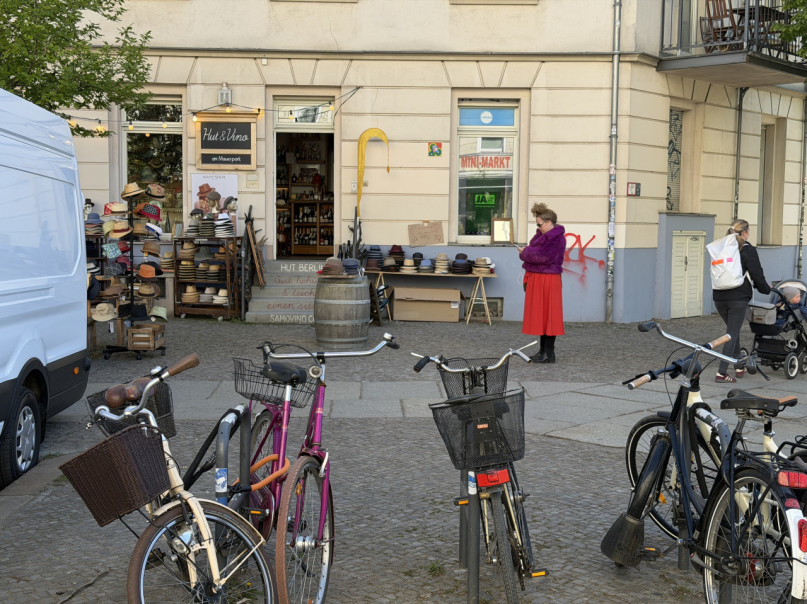 plush74 oderbergerstrasse 11