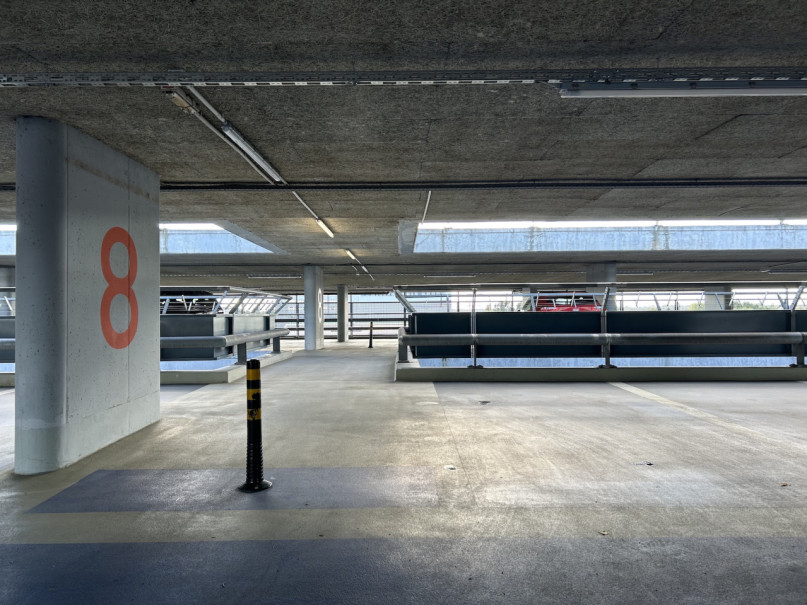 plush74 parkdeck hallen am borsigturm 17