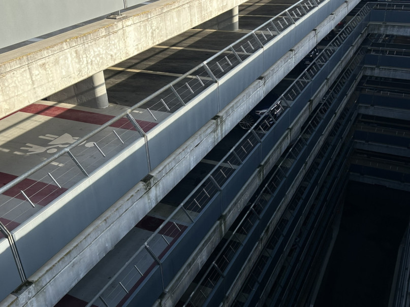 plush74 parkdeck hallen am borsigturm 21