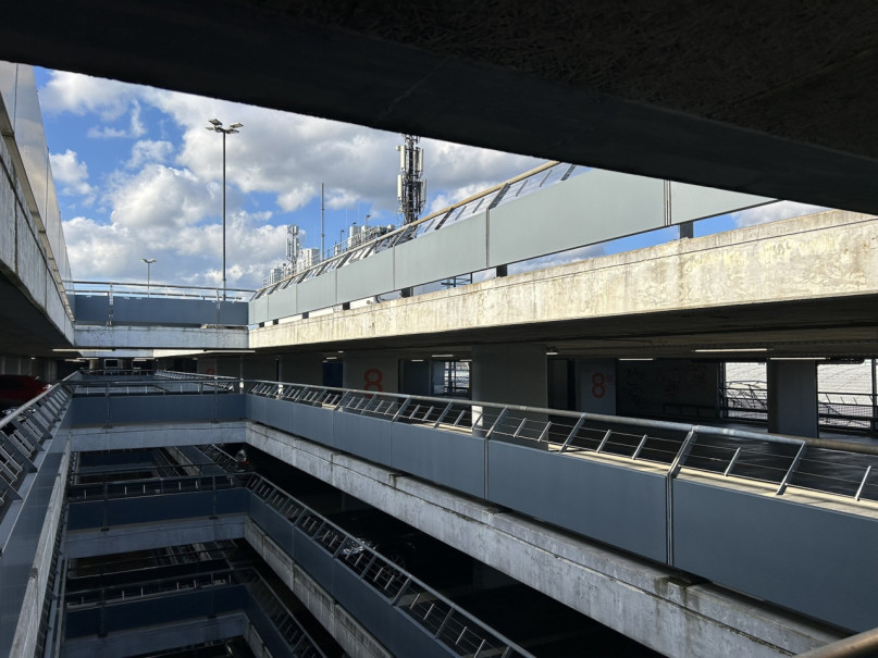 plush74 parkdeck hallen am borsigturm 38