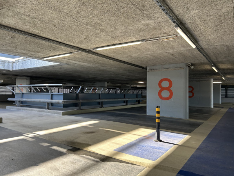 plush74 parkdeck hallen am borsigturm 57