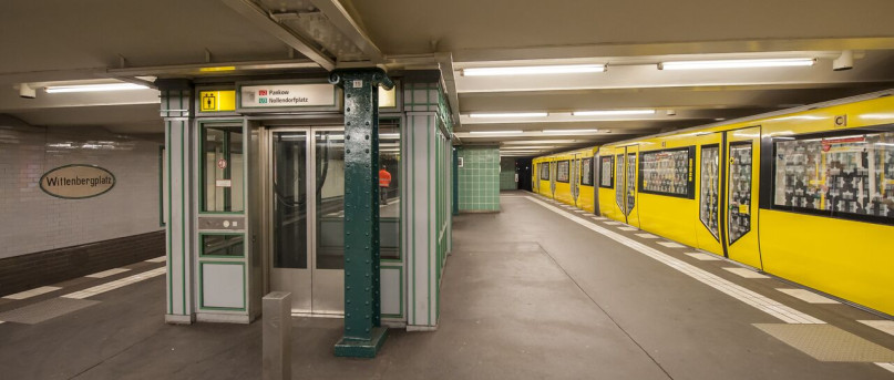 plush74 photo film event location germany berlin subway bhf wittenbergplatz10