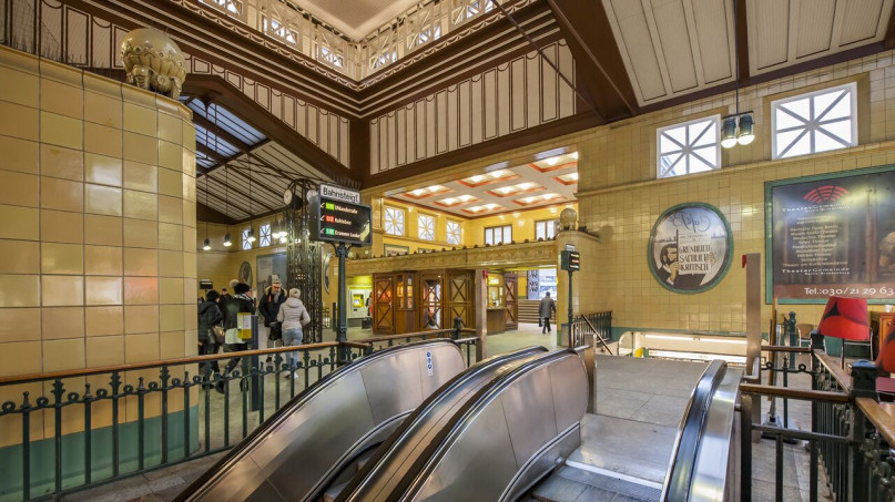 plush74 photo film event location germany berlin subway bhf wittenbergplatz18