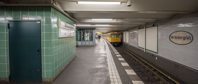 plush74 photo film event location germany berlin subway bhf wittenbergplatz8