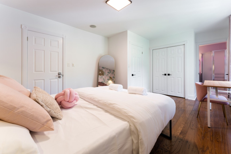 peluche74 foto film evento location toronto urbano casa privata canada luminoso colorato casa 40