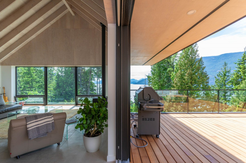 plush74 photo film event location vancouver modern private home oceanview forest 14