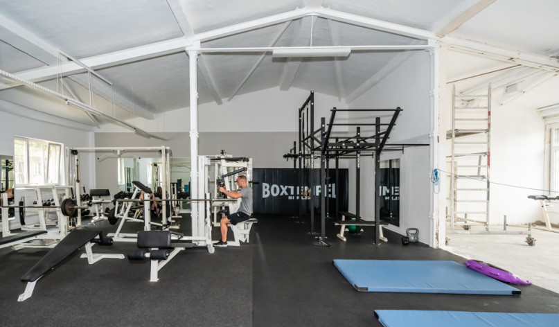 pluche74 foto film evenement locaties duitsland urban box gym 18