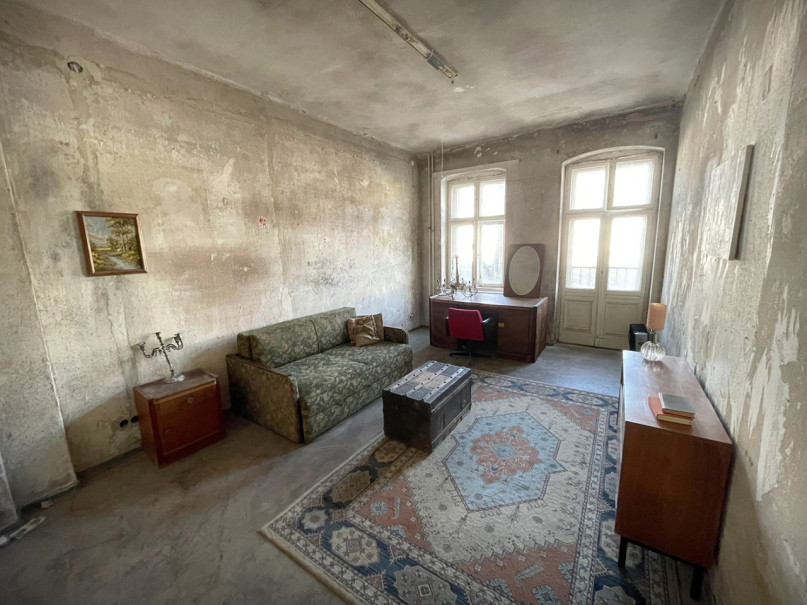 plush74 raw vintage apartment with lots of patina 14