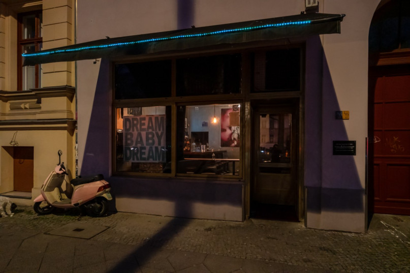 felpa74 alquiler película foto evento alemania berlín bar 33