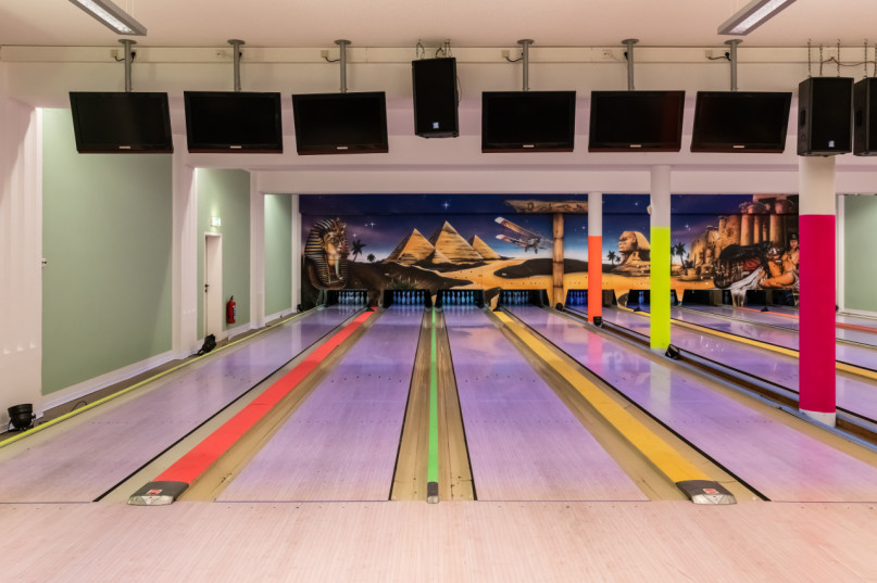 pluche74 verhuur film foto evenement duitsland brandenburg ballhouse bowling ruimte 22