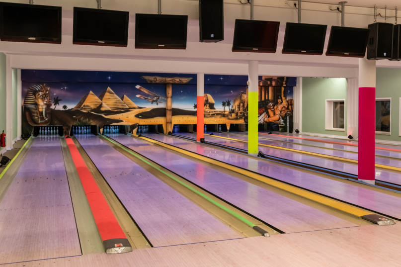 pluche74 verhuur film foto evenement duitsland brandenburg ballhouse bowling ruimte 23