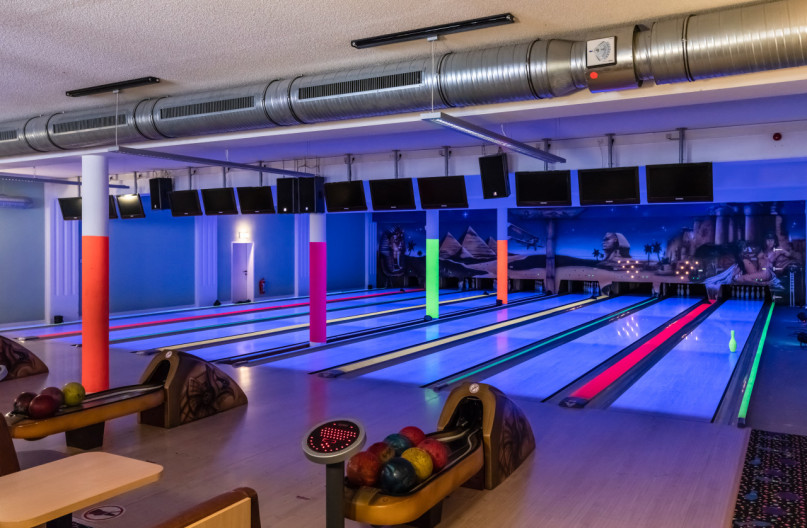 pluche74 verhuur film foto evenement duitsland brandenburg ballhouse bowling ruimte 39