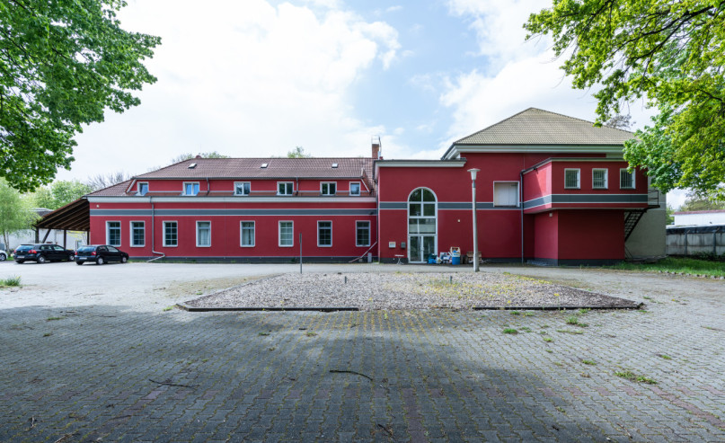 pluche74 verhuur film foto evenement duitsland brandenburg ballhouse bowling ruimte 41