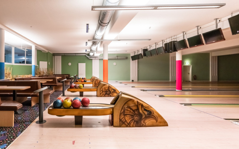 pluche74 verhuur film foto evenement duitsland brandenburg ballhouse bowling ruimte 5