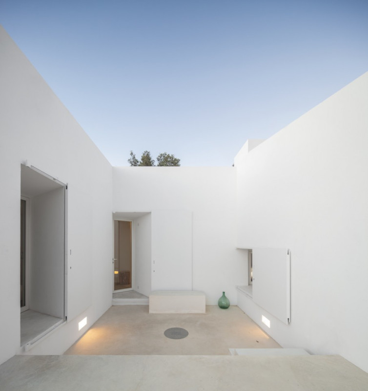 felpa74 alquiler ubicación película foto producción rodaje moderno blanco limpio casa villa gráfico lujo19