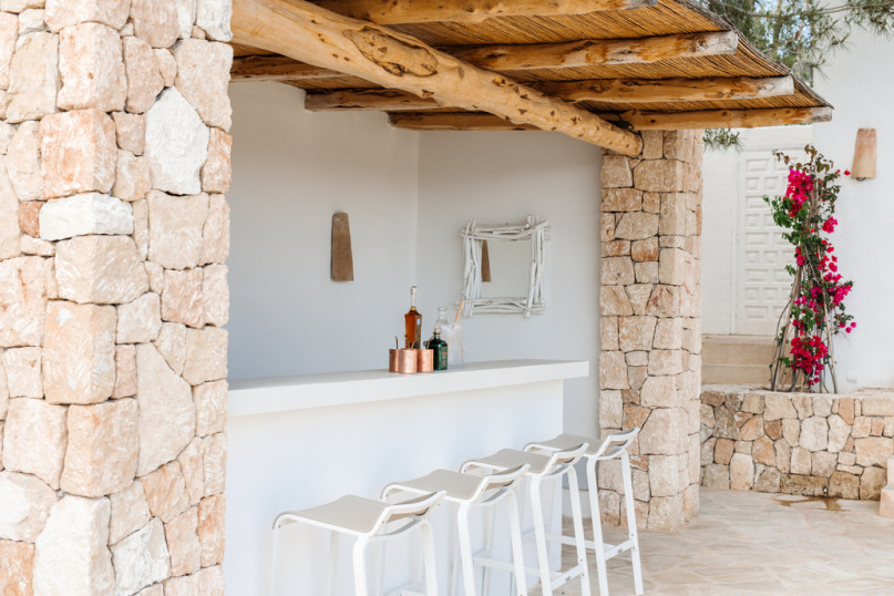 plush74 rental location photo film ibiza spain villa rustic modern00017