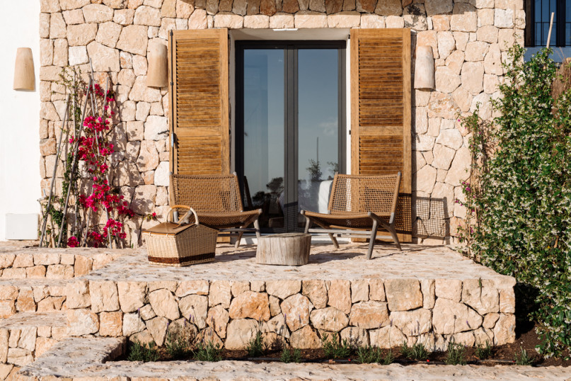 plush74 rental location photo film ibiza spain villa rustic modern00018