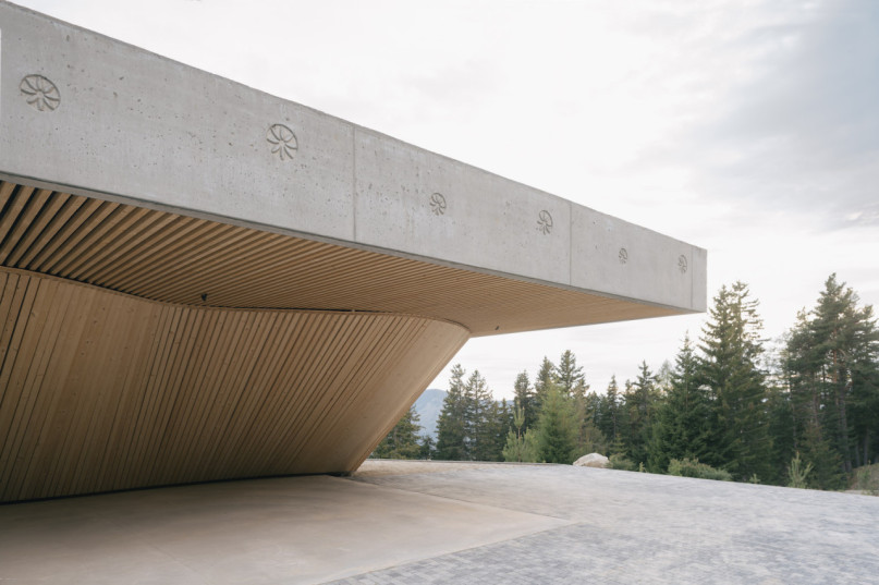 pluche74 verhuur locatie foto film italië dolomieten appartementen berg00043