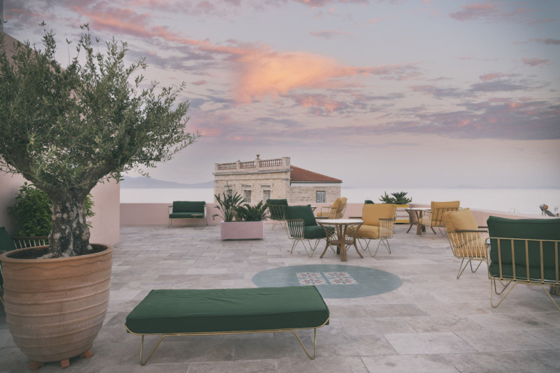 pluche74 verhuur foto film productie hotel villa griekenland00037