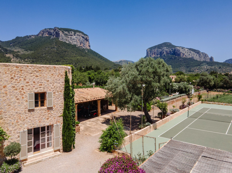 plush74 rental photo film production villa farmhouse mallorca00009