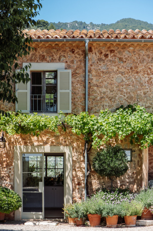 plush74 rental photo film production villa farmhouse mallorca00016