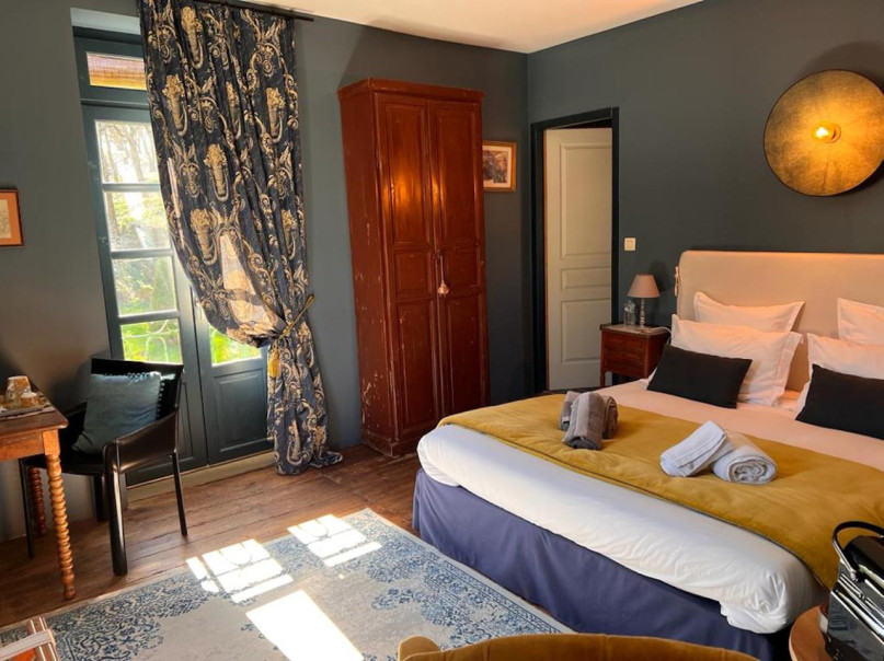 plush74 rental photo film production villa townhouse france00005