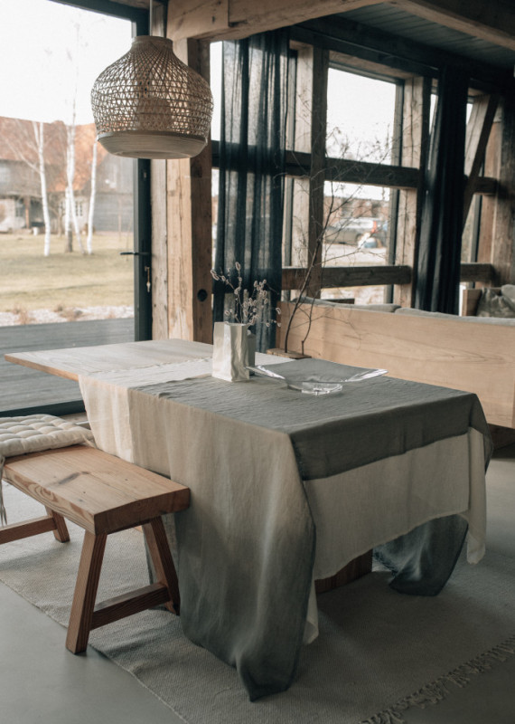 plush74 Vermietung Produktionen Location Fotofilm Finca Polen Scheune Landschaft00187