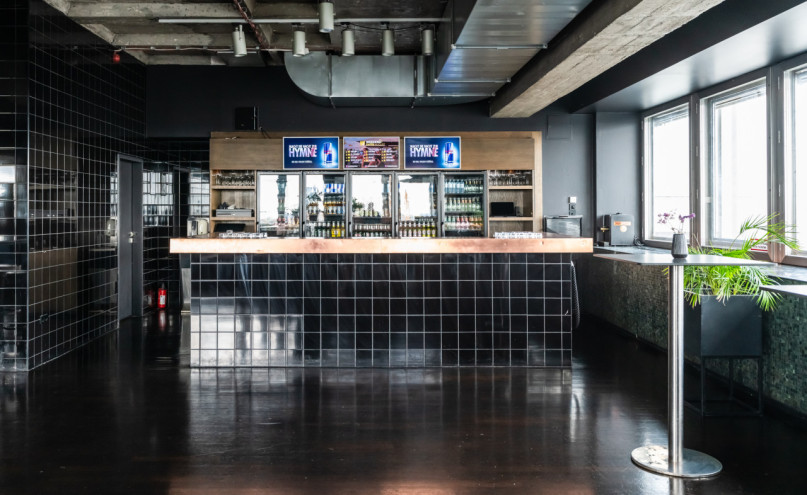 plush74 rooftop club berlin alexanderplatz 6