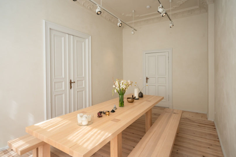 plush74 apartamento escandinavo loft berlin ubicación alquiler agencia de scouting blanco brillante event5