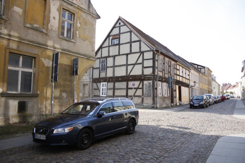 plush74 streetsofbrandenburg 1