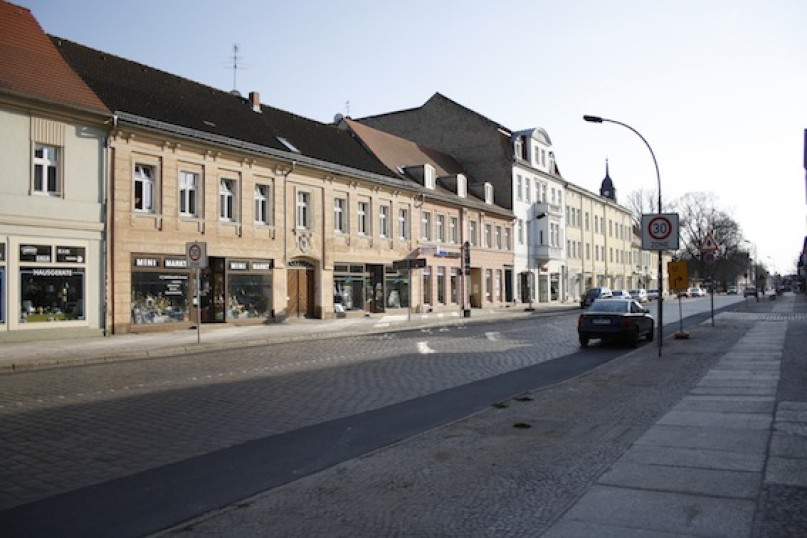 plush74 streetsofbrandenburg 20