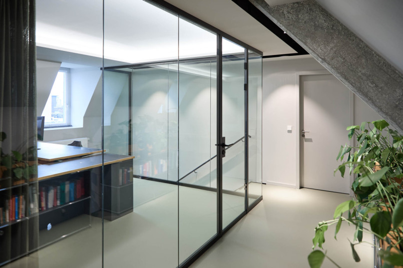 plush74 the glass office 10 (3)