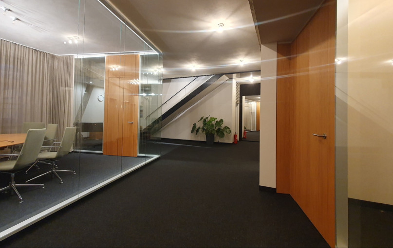 plush74 the glass office 10 (6)