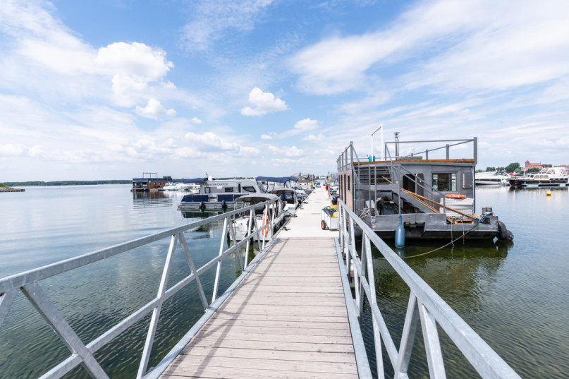 plush74 the marina 38