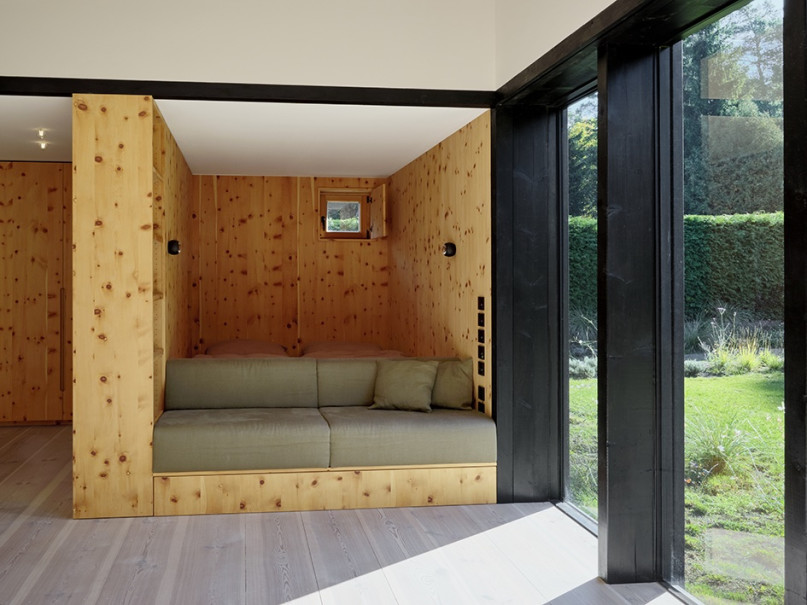 pluche74 het moderne huis aan het meer 36