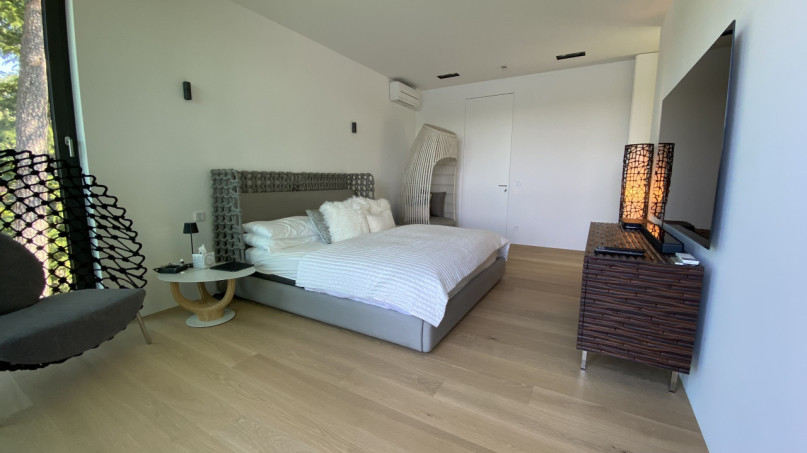 plush74 the sunlit lake house 69