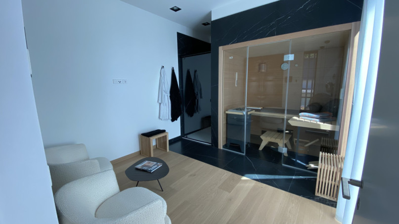 plush74 the sunlit lake house 76 (1)