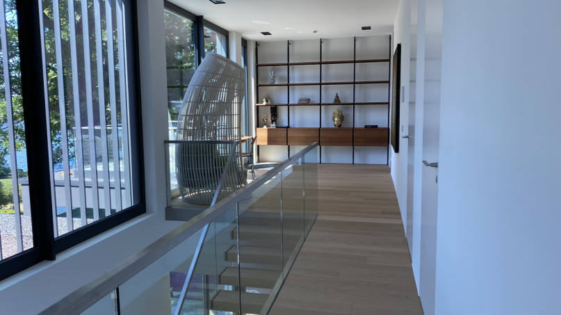 plush74 the sunlit lake house 77