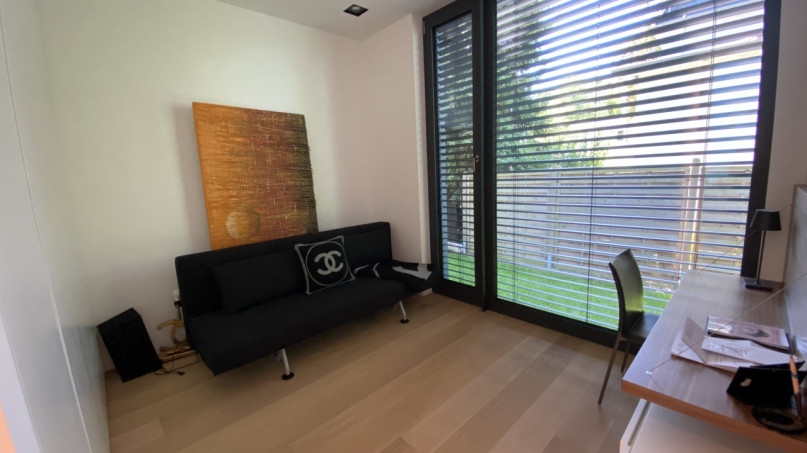 plush74 the sunlit lake house 99